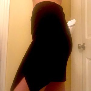 NWT Forever 21 Black Skirt Short